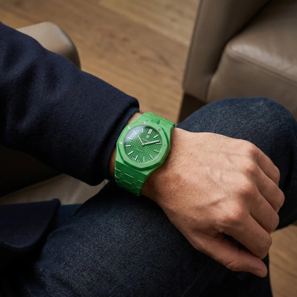 GREEN EIGHT